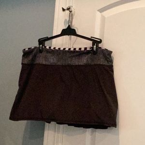 lululemon size 10 skirt